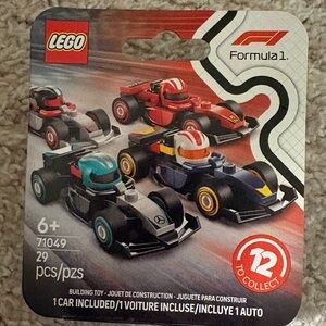 LEGO Formula 1 Mini Race Car Set - Multicolor